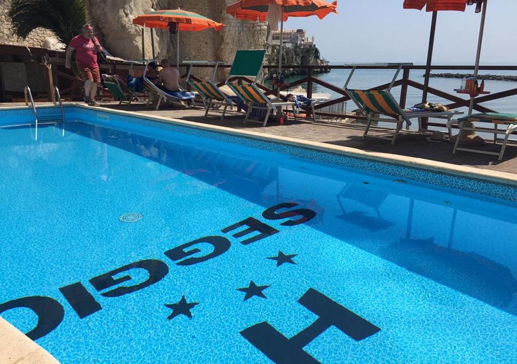 ויאסטה Hotel Seggio מראה חיצוני תמונה